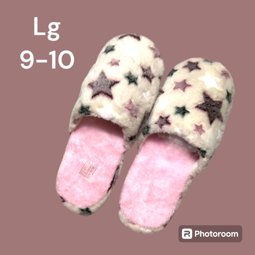 *NEW* Starry Cozy Plush Slippers   LG